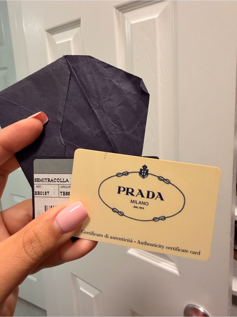 Prada Black Nylon Shoulder Bag with Gold Triangle Logo - Picture 4 of 4